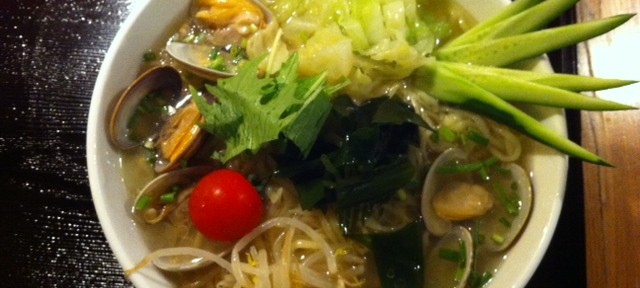 海神、吉祥寺で最高のラーメンの1つ。歳をとったら、脂まみれのラーメンから卒業しないとね。