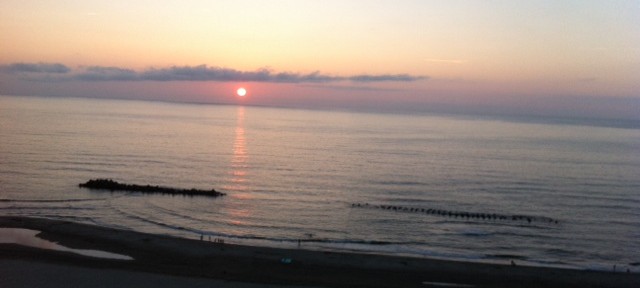 湯野浜温泉の亀や、海が見える温泉がいいね。でも、飲み放題プランは割高だと判明。
