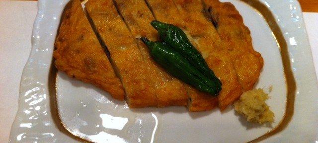 次の会議まで時間があったので、高校の同級生の親御さんの店に行って、ビールを飲んだだけでなく・・・