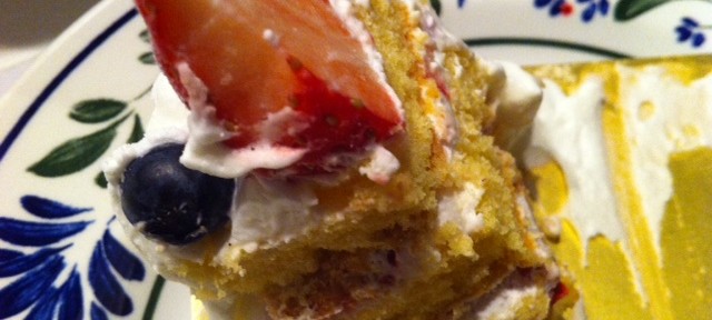 ジュンホンマで誕生日のケーキ、期待していた以上に美味しかった。また、頼みたい。