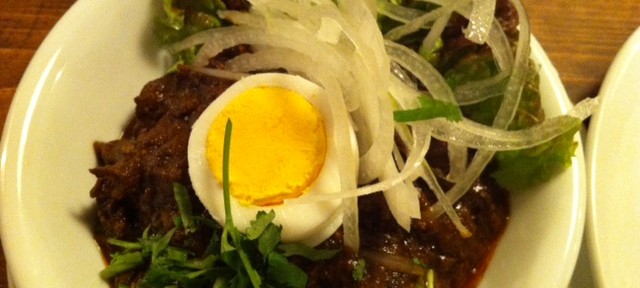 リトルスパイスは日本で発展した日本風の本格カレーで、吉祥寺No.1だと思う。