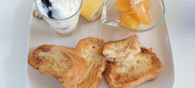 長女が朝食にフレンチトーストを作ってくれました。