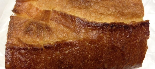 ドンクのフレンチトースト、ちょっと甘すぎるんだけども、甘党の私にとっては嬉しい一品。