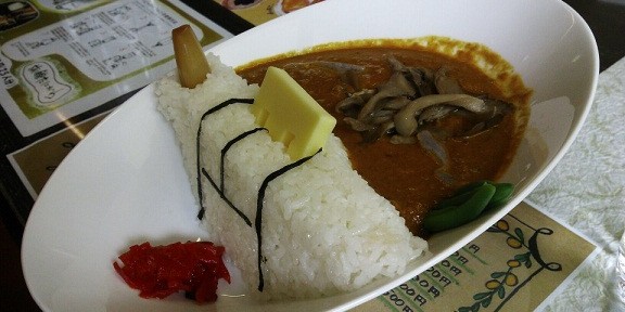 友人がFacebookにUPしていたダムカレー。忘れないように、メモ。