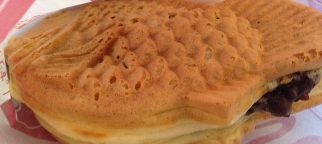 最近、吉祥寺にできたくりこ庵のたい焼きは生地が美味しいです。