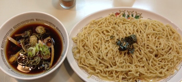 春木屋、昔ながらの素朴なラーメンだけど、やっぱり、ちょっと高すぎると思う。