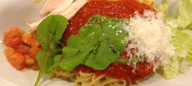 セロリの花、地味に美味しいんだけど、爆発力がないのが残念。