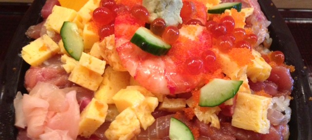 鮨兆のランチ、ボリュームもあるし、美味しいけど、ちょっと高いかな。