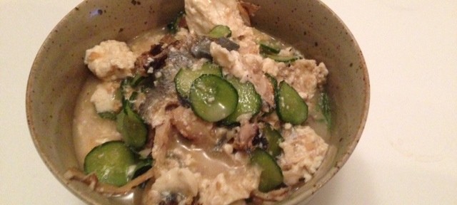 ゲリラ豪雨でびしょぬれ。傘を持っていたのに、鞄から出してさすまでにやられちゃいました。こんな日は冷汁でさっぱりとしめくくり。