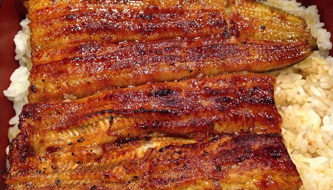 うな鐡、うなぎの串がなかったのが残念。盛り上がりが半減。