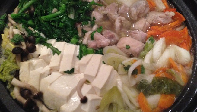 寒くなってきましたね。鍋が美味しい季節です。野菜がたっぷり摂れて健康的。