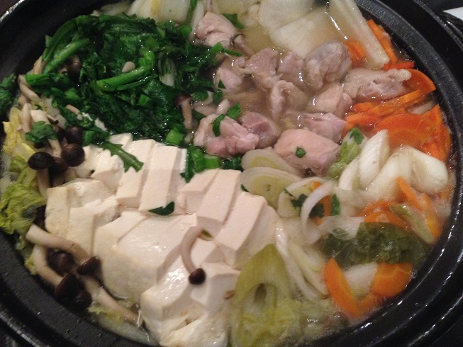 寒くなってきましたね。鍋が美味しい季節です。野菜がたっぷり摂れて健康的。