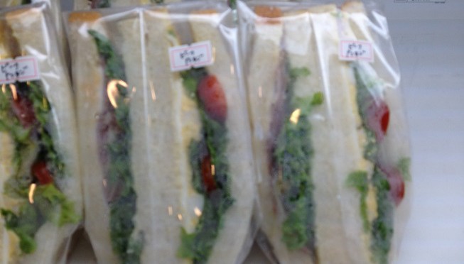 カフェフレンズ、そんなに期待しているわけではないから味は気にならないけど、ちょっと高すぎかな。