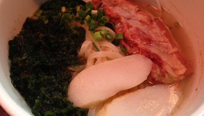 たいよう食堂のソーキそば、コストパフォーマンスが悪すぎなんだけど、健康志向で食べました。