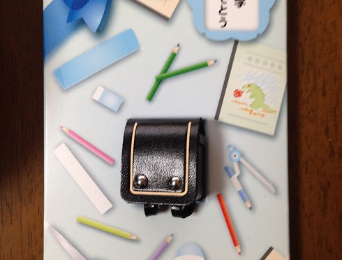 長男のランドセルを買ってもらいました。もうすぐ小学生になるなんて、信じられませんね。