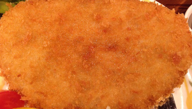 若い人と飲むと、つまみに予想外の脂っこいものが出てくるので、斬新です。