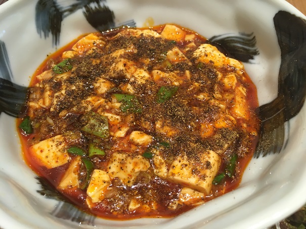 芝蘭の麻婆豆腐、昔のほうが山椒が効いていた気がするのですが、まあ、安定して美味しいと思います。