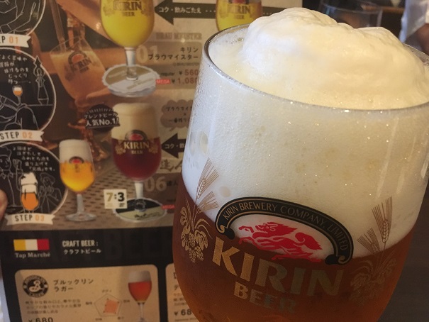 キリンシティ、確かにビールは美味しいけれど、やっぱり割高感は否めないです。暑い夏の日限定かな。