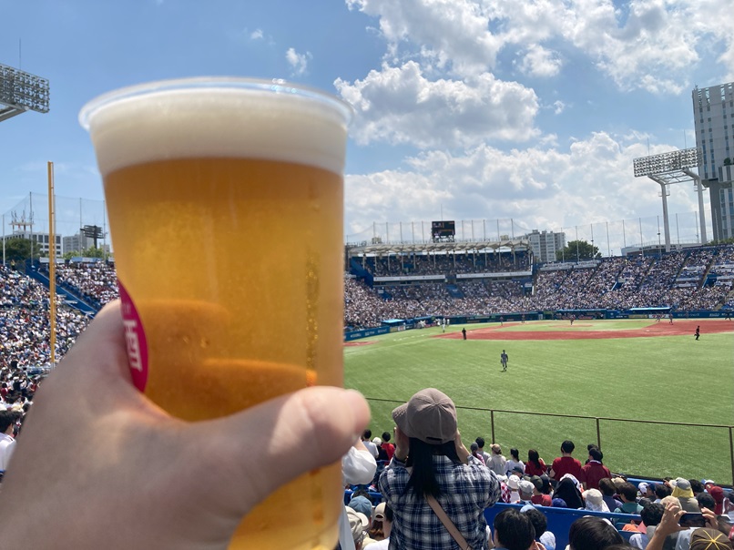 生まれてはじめての早慶戦。想像以上に楽しかったです。やっぱり球場には球場の良さがありますね。