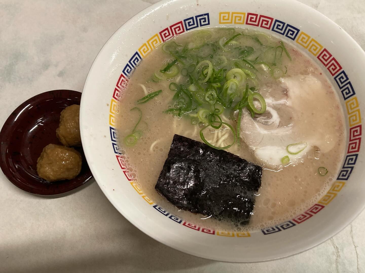 丸星ラーメン、豚骨なんだけどあっさりしたラーメン。創業65年は歴史を味わうことができました。