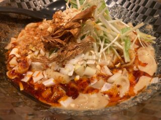 名驛式担々麺 しゃち福、こういうタイプの担々麺が好みなので満足でした。