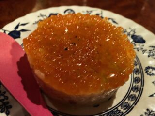 にほん酒やの塩いくらと真鯛の冷製リゾット。うますぎてやばい。こんなに美味しいもの、食べたことないかも！