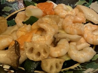 銀座アスター、安定の高級中華という感じです。美味しいけど、ちょっと高いかな、という印象です。